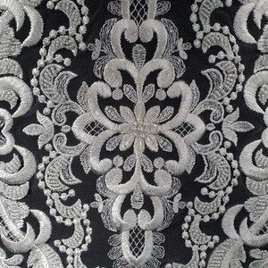 HAFT NA TIULU ZDOBIONY KORALIKAMI