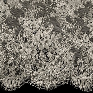 KORONKA FRANCUSKA ZDOBIONA 