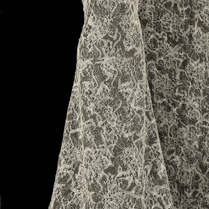 KORONKA FRANCUSKA ZDOBIONA 