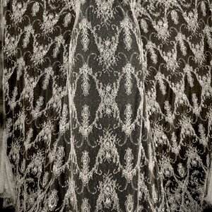 KORONKA FRANCUSKA ZDOBIONA