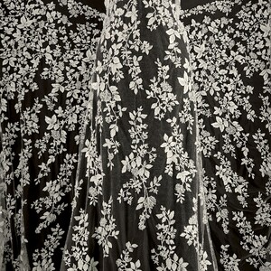 HAFT NA TIULU ZDOBIONY 