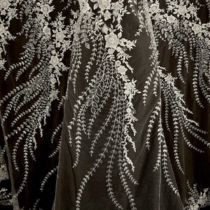 HAFT NA TIULU ZDOBIONY 